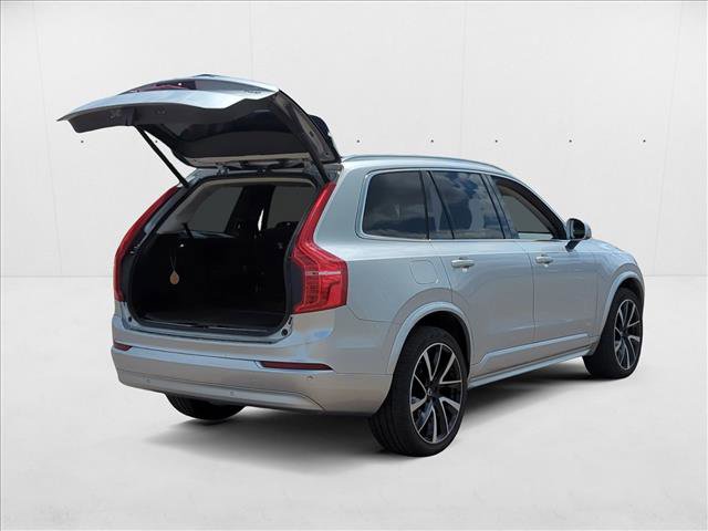 Used 2022 Volvo XC90 T6 Momentum w/ Advanced Package image 9