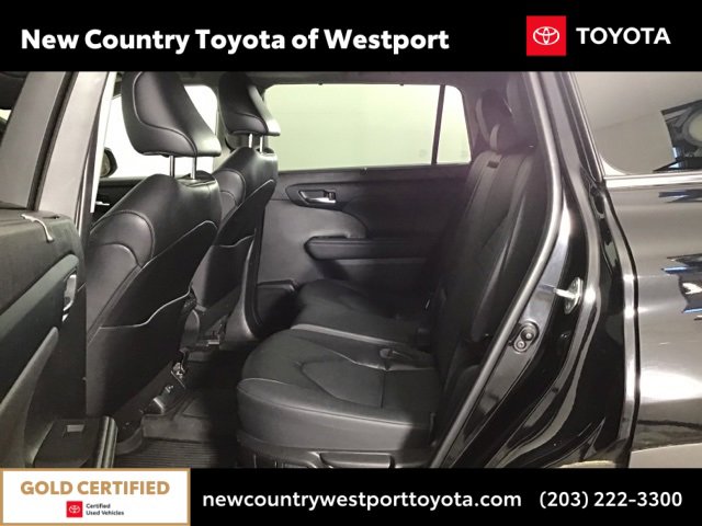 Certified 2022 Toyota Highlander XLE image 19