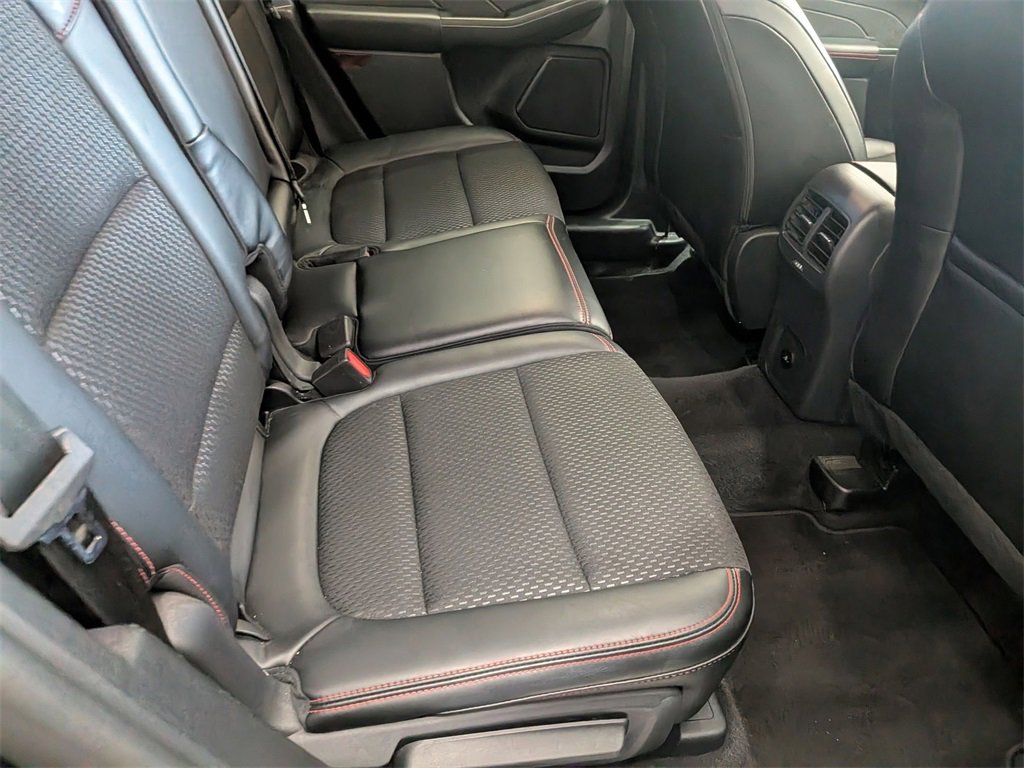 Used 2025 Ford Escape ST-Line image 22