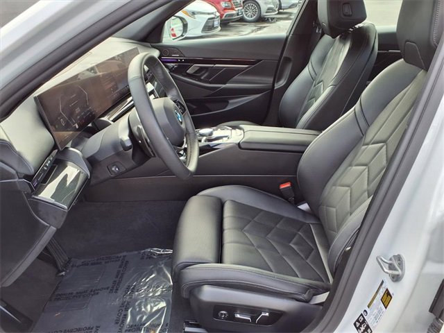 Used 2025 BMW 530i xDrive 530i xDrive image 13