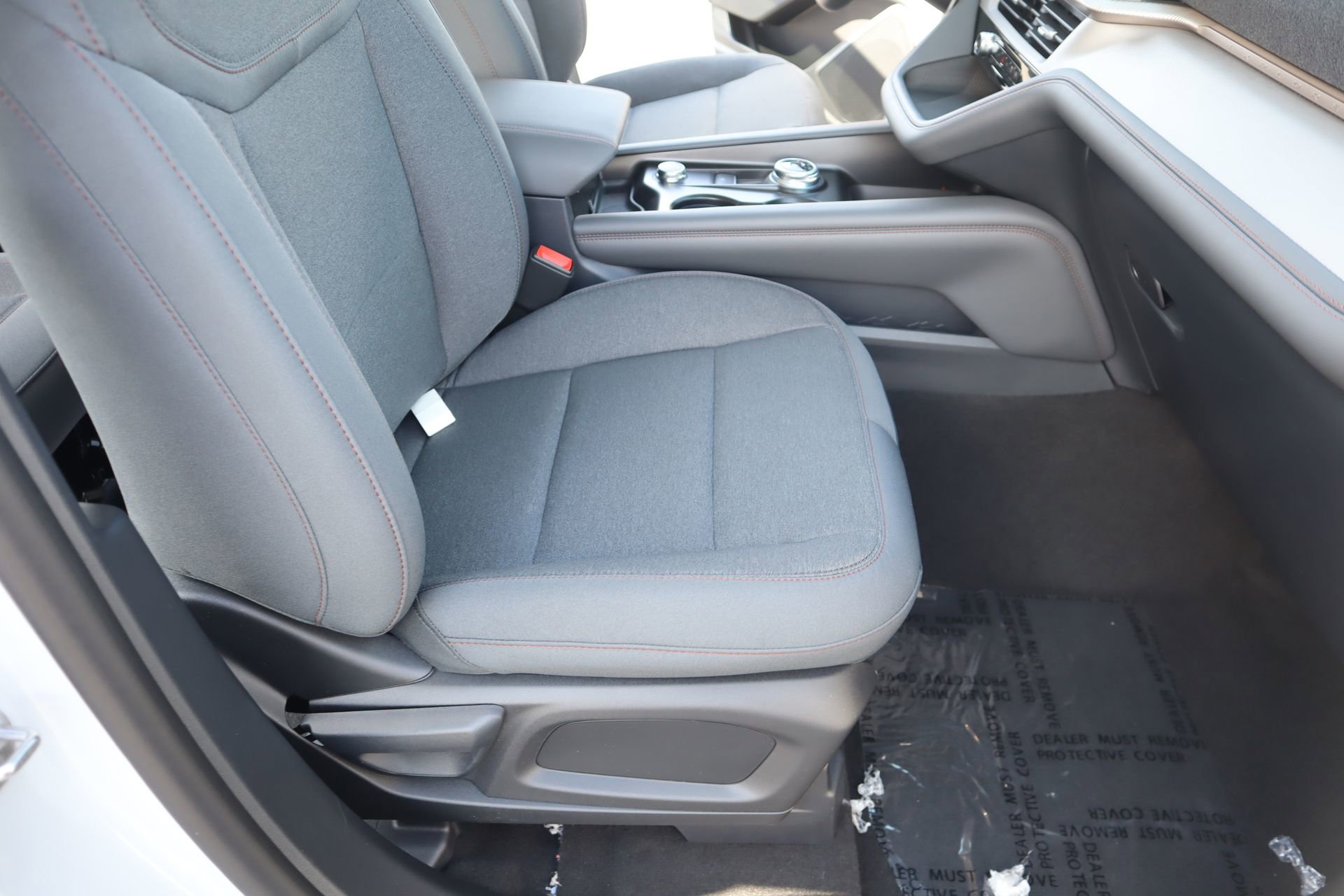 New 2026 Ford Explorer Active RWD image 15
