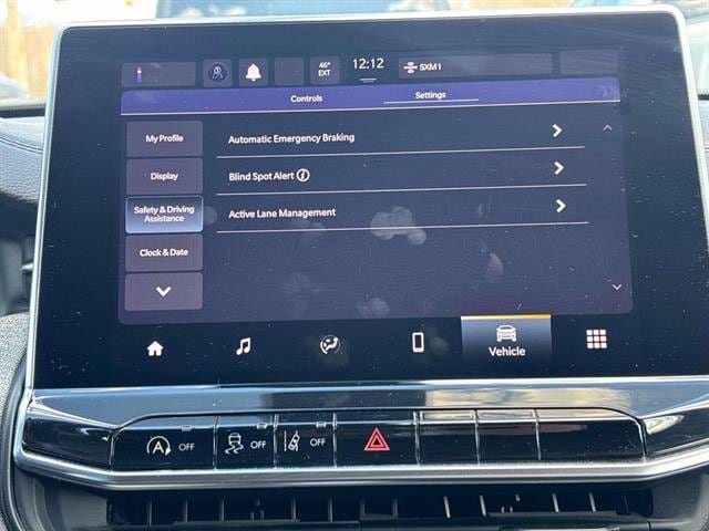 Used 2022 Jeep Compass Latitude w/ Sun and Sound Group AWD/4WD image 23