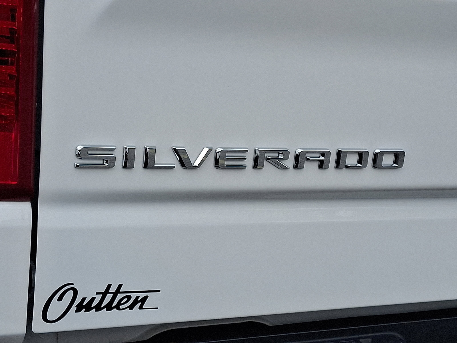 Used 2023 Chevrolet Silverado 1500 LT image 30