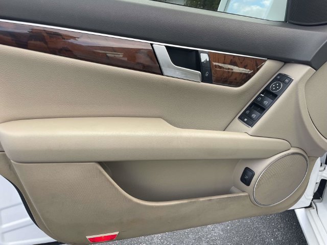 Used 2013 Mercedes-Benz C 300 4MATIC Sedan image 14