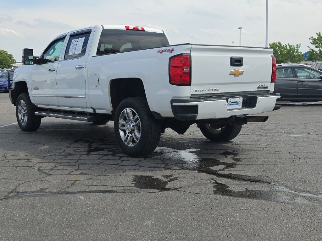 Used 2017 Chevrolet Silverado 2500 High Country w/ Snow Plow Prep Package AWD/4WD image 4