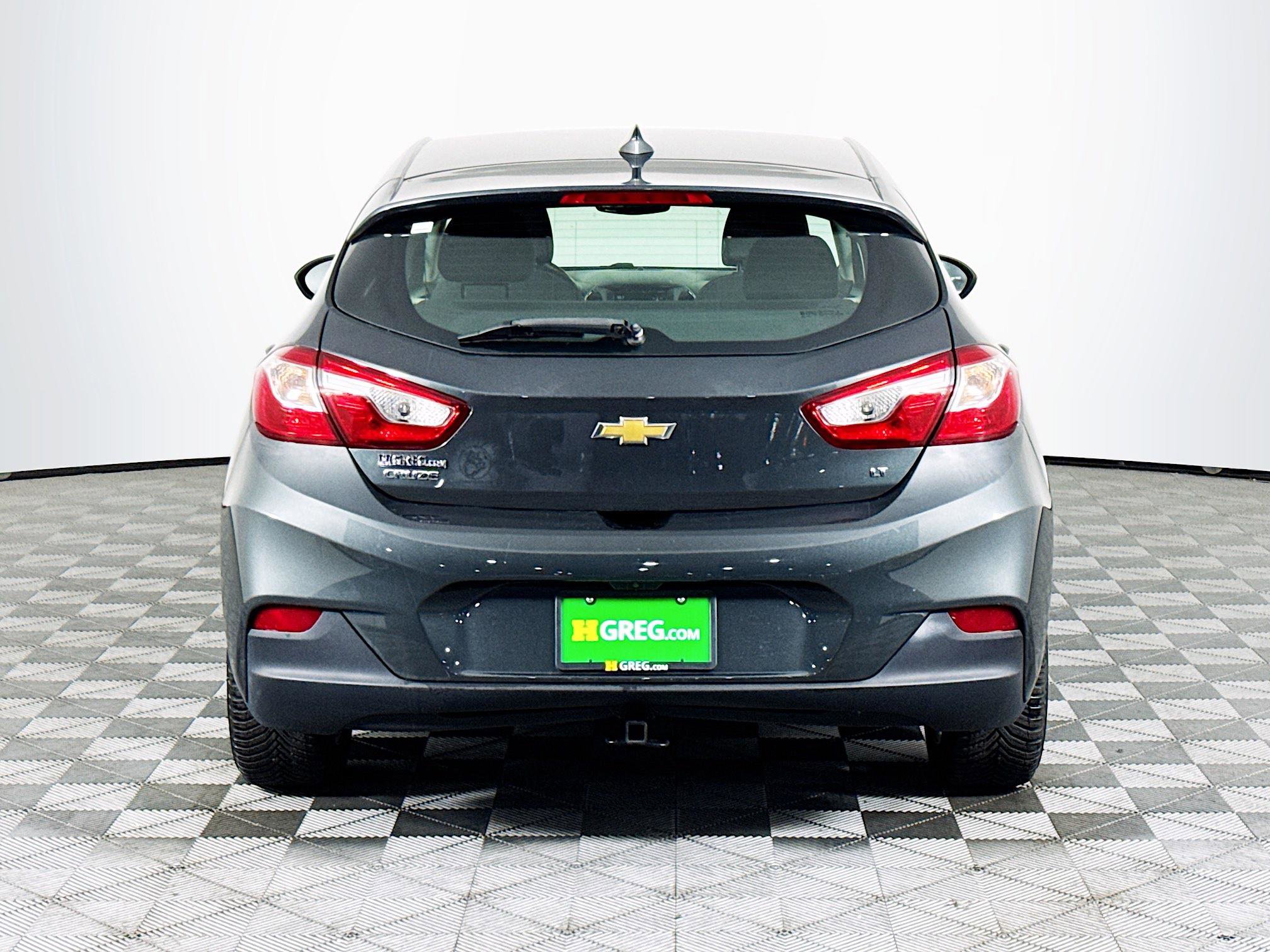 Used 2017 Chevrolet Cruze LT w/ Convenience Package image 8