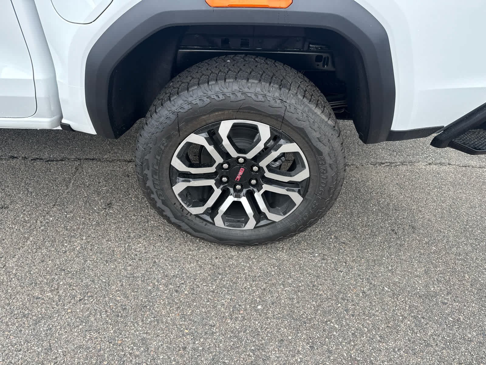 New 2026 GMC Canyon AT4 w/ Technology Plus Package AWD/4WD image 9