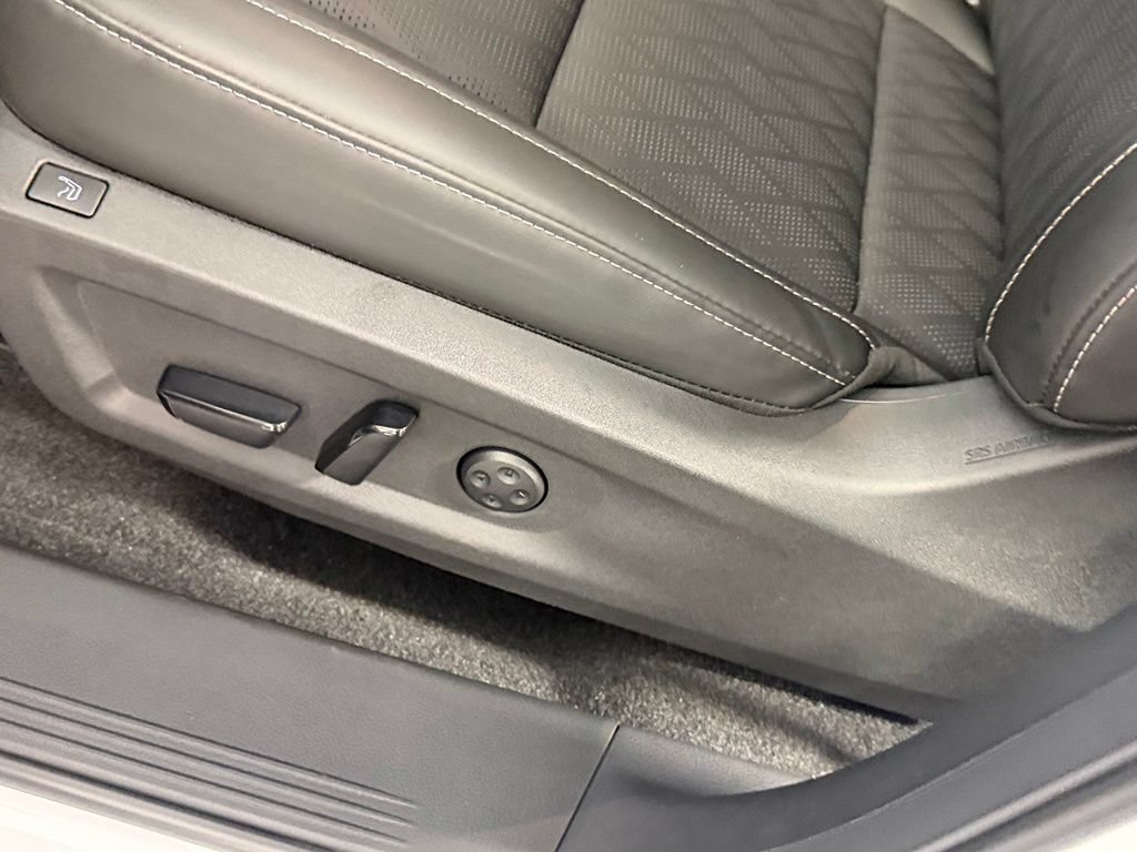 Used 2025 Nissan Murano Platinum w/ Cargo Package AWD/4WD image 26