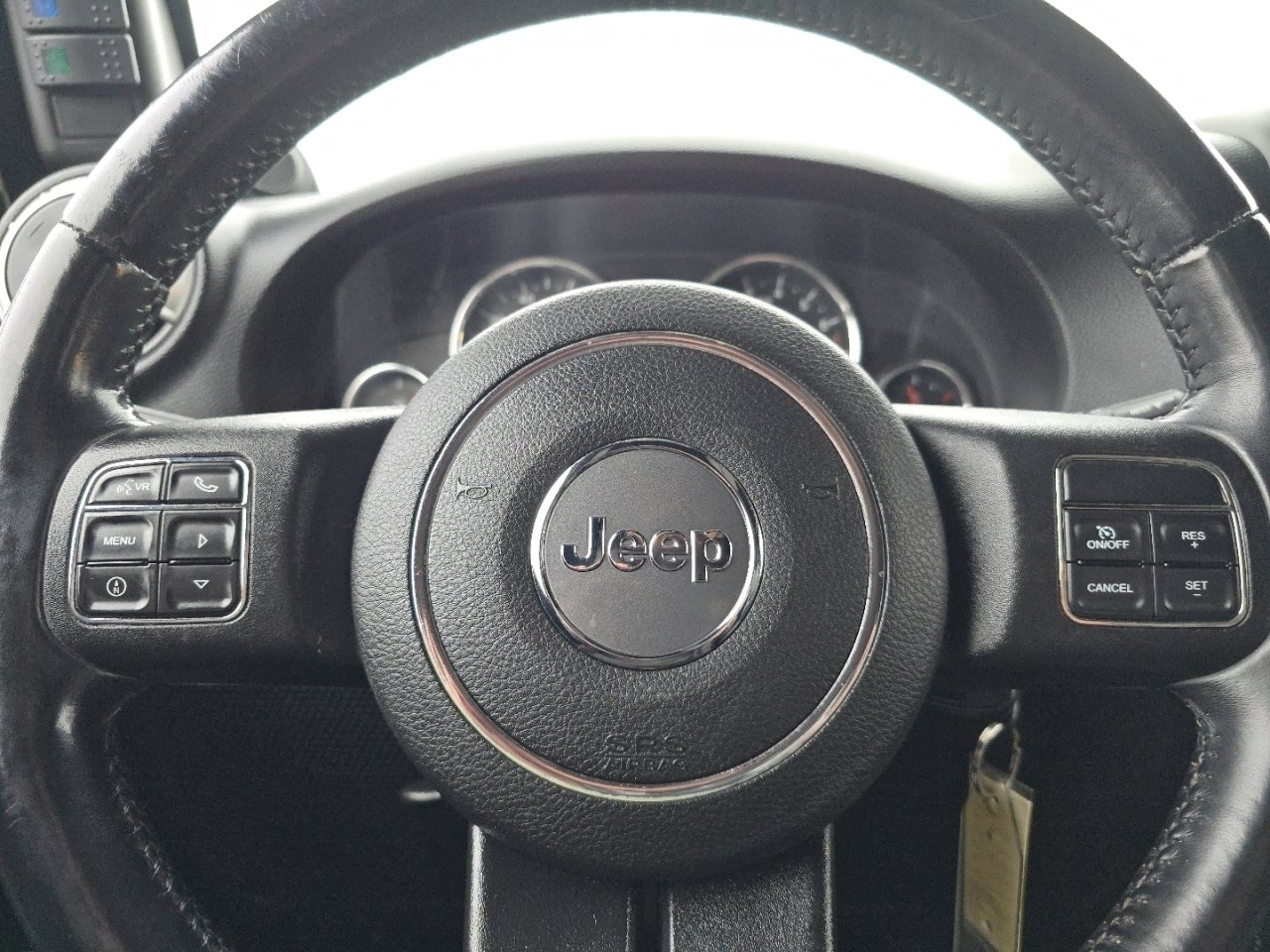 Used 2013 Jeep Wrangler Unlimited Rubicon w/ Connectivity Group image 25