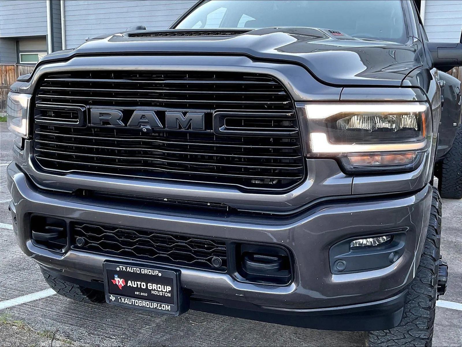 Used 2023 RAM 3500 Laramie w/ Night Edition AWD/4WD image 39