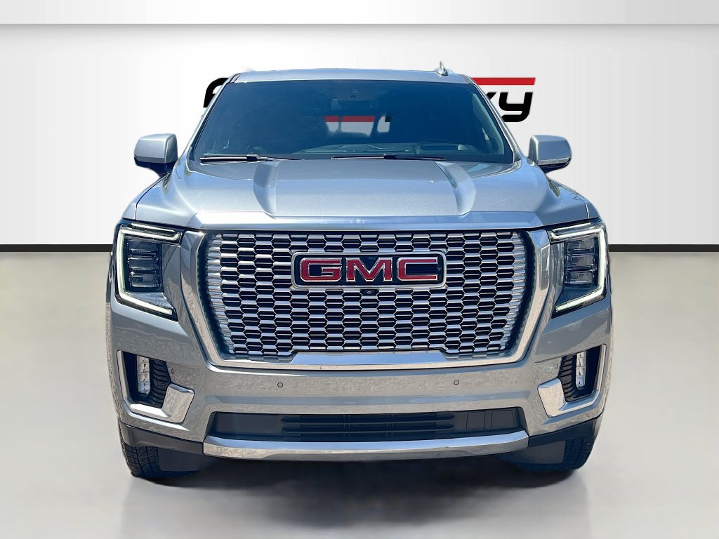 Used 2024 GMC Yukon XL Denali w/ LPO, Floor Liner Package AWD/4WD image 2