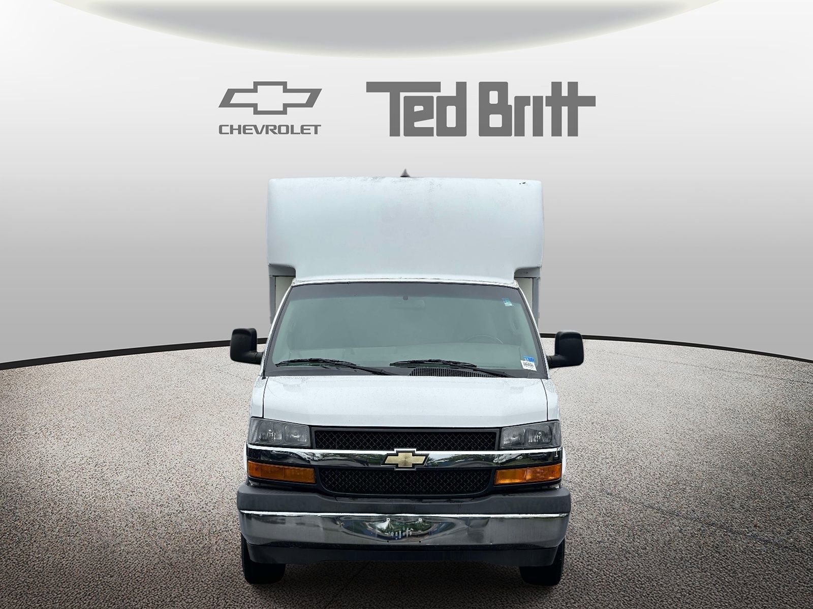 Certified 2019 Chevrolet Express 3500 w/ Power Convenience Package RWD image 2