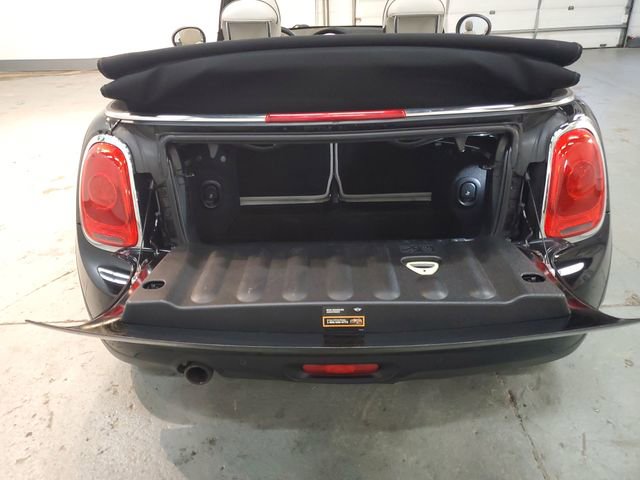 Used 2017 MINI Cooper Convertible image 31