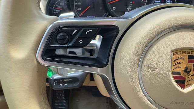 Used 2016 Porsche Cayenne AWD/4WD image 29