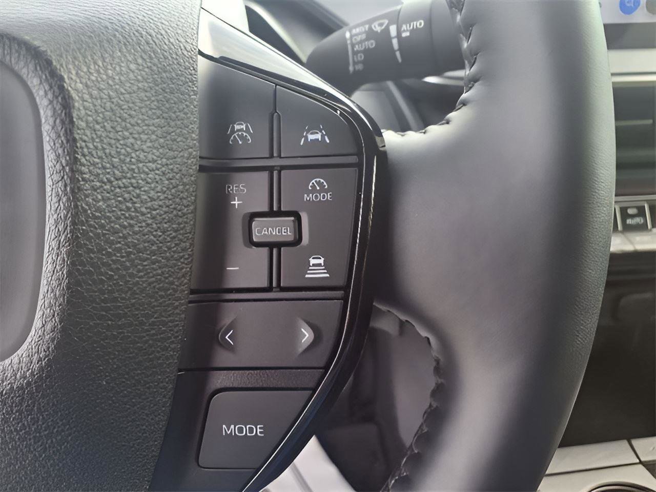 Used 2024 Toyota Prius XLE image 25