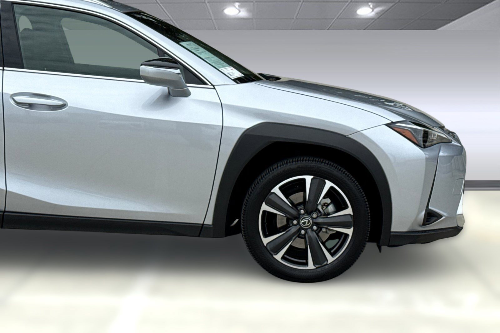 Certified 2025 Lexus UX 300h FWD image 35