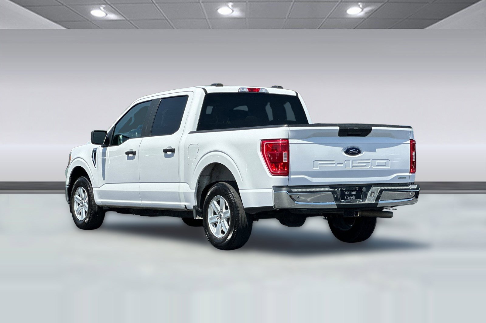 Used 2021 Ford F150 XLT RWD image 3