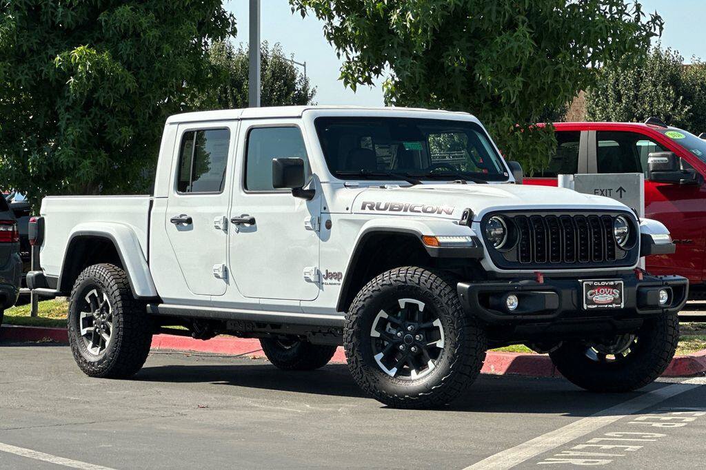 New 2026 Jeep Gladiator Rubicon w/ Safety Group AWD/4WD image 2