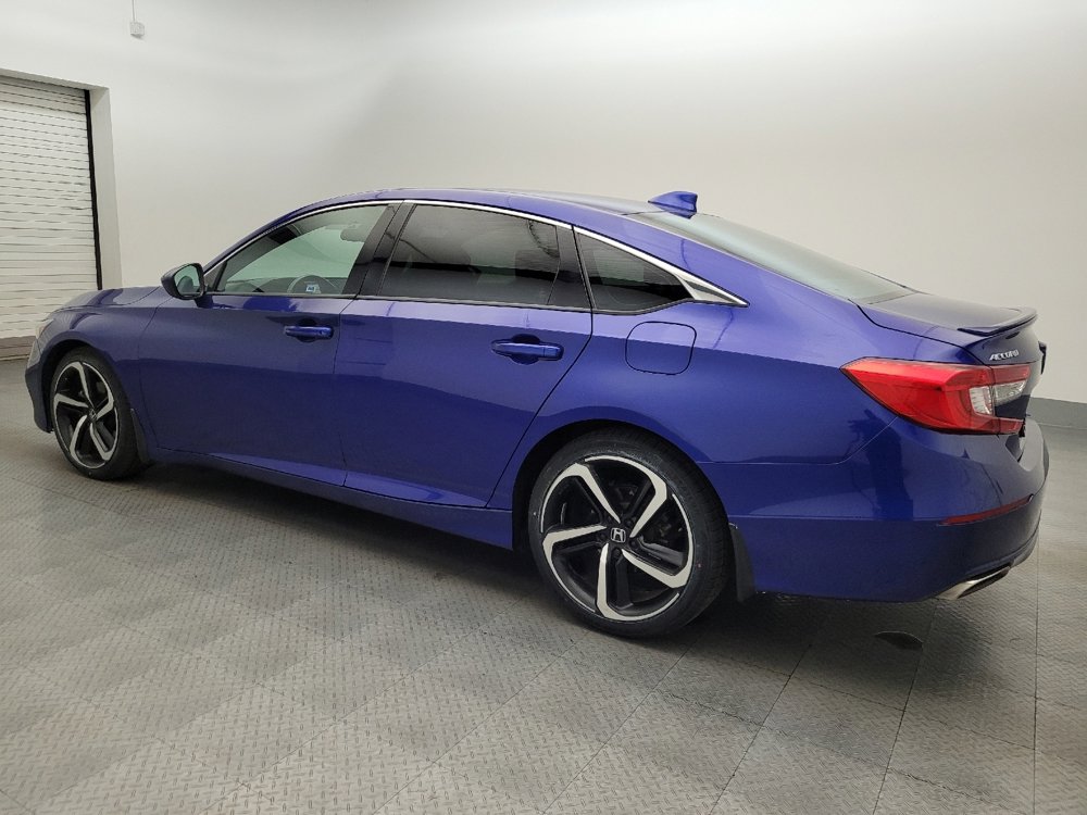 Used 2018 Honda Accord Sport image 3