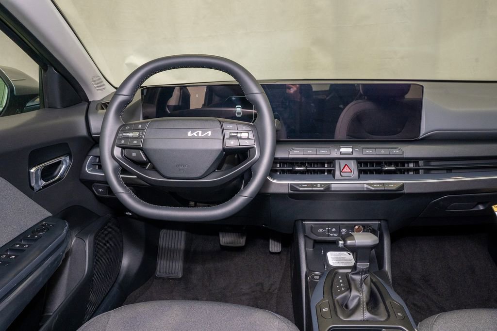New 2025 Kia K4 EX image 7