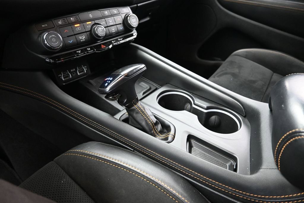 Used 2023 Dodge Durango R/T RWD image 16