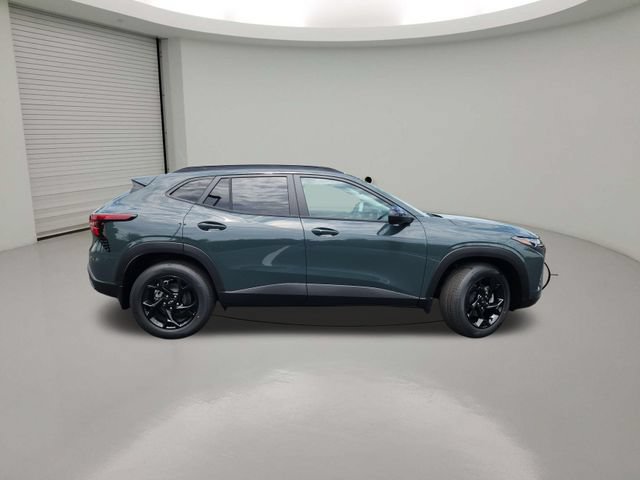 New 2026 Chevrolet Trax LT w/ Driver Confidence Package FWD image 8