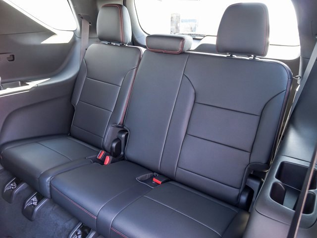 New 2026 Chevrolet Traverse RS w/ LPO, Floor Liner Package image 20