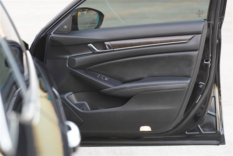 Used 2019 Honda Accord Touring image 68