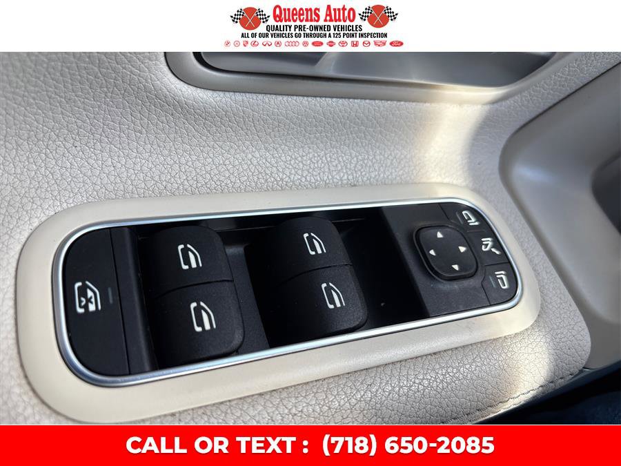 Used 2021 Mercedes-Benz CLA 250 w/ Premium Package image 44