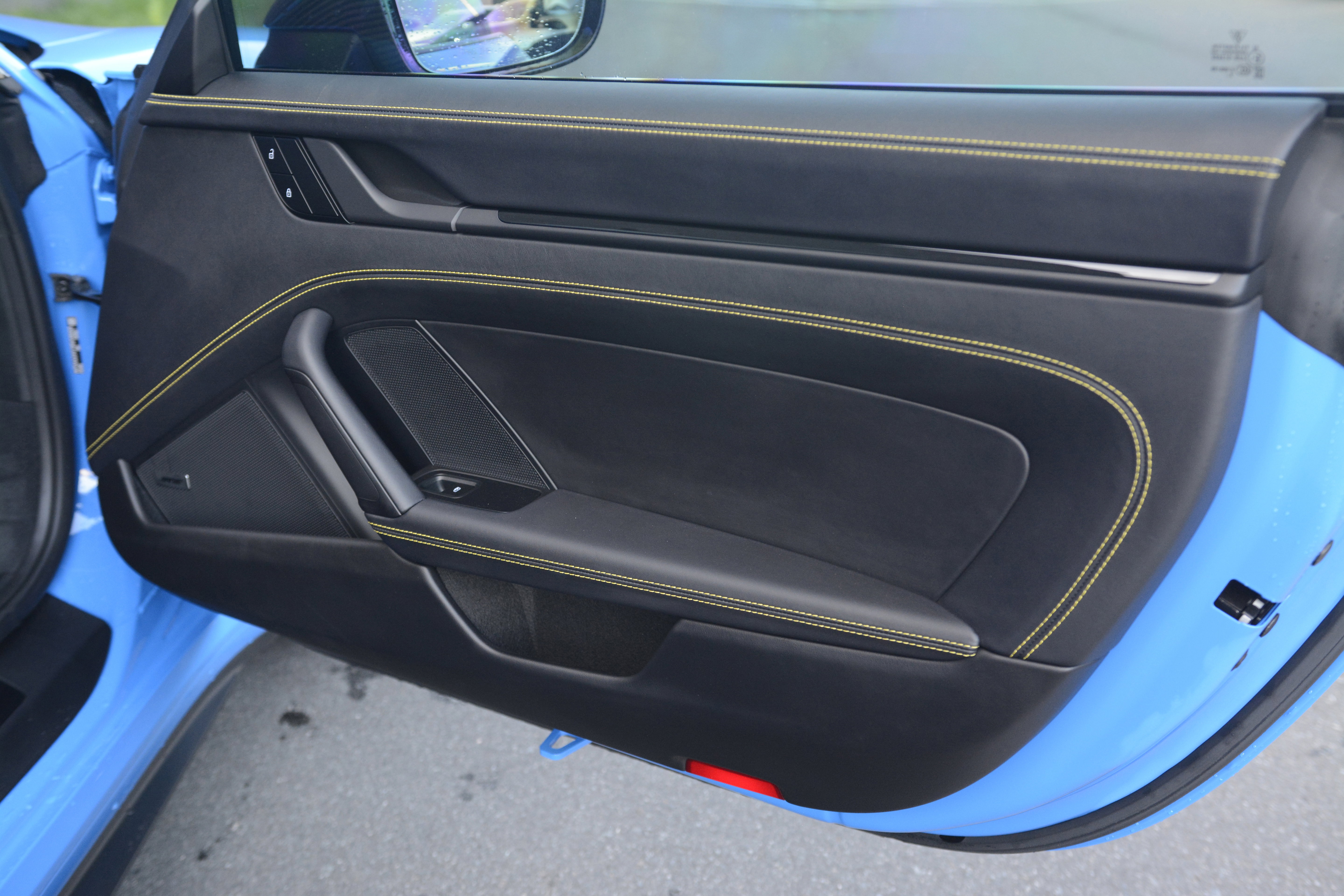 Certified 2024 Porsche 911 Carrera T image 21