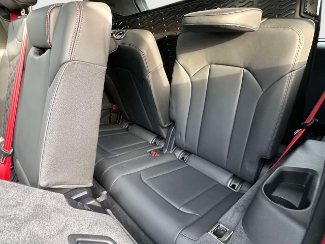 Certified 2026 Audi Q7 3.0T Prestige AWD/4WD image 13