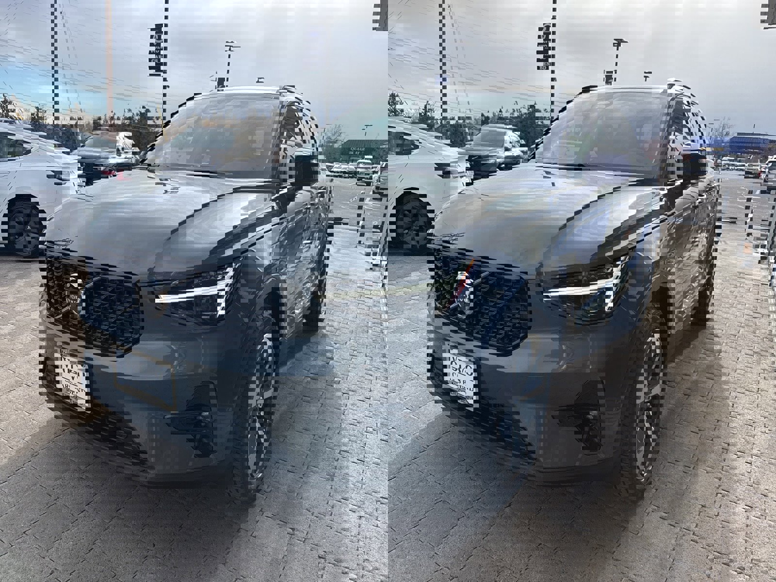 New 2026 Volvo XC40 B5 Plus w/ Protection Package Premier image 3