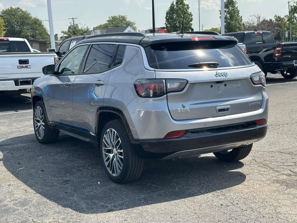 Used 2024 Jeep Compass Limited w/ Elite Group AWD/4WD image 6