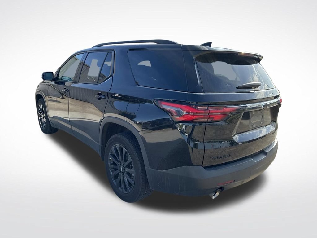 Used 2023 Chevrolet Traverse RS FWD image 9