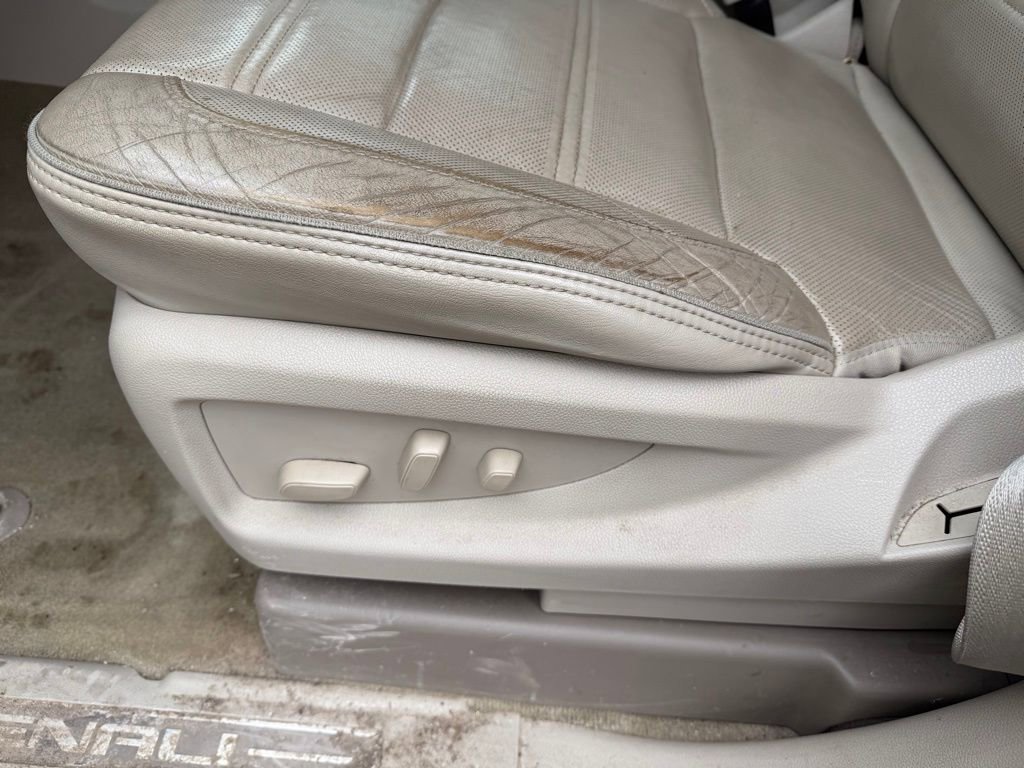 Used 2018 GMC Yukon Denali w/ Denali Ultimate Package image 11