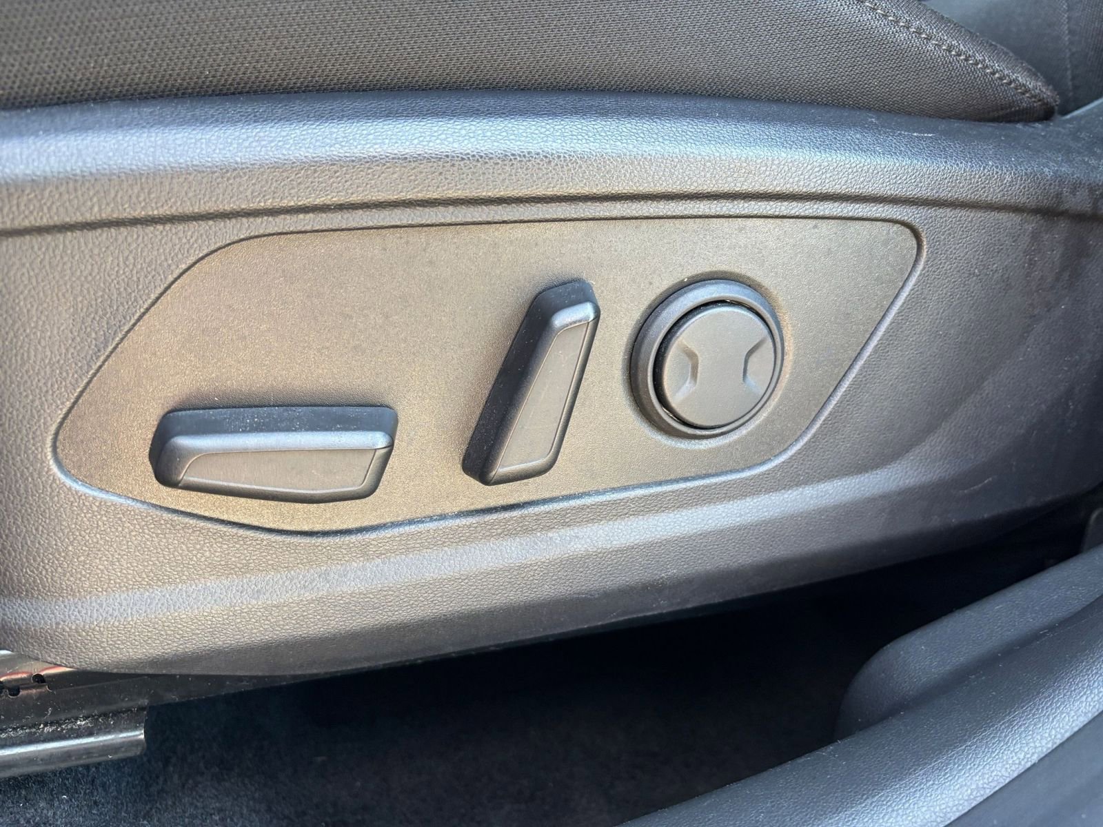 Used 2025 Hyundai Tucson Blue image 24