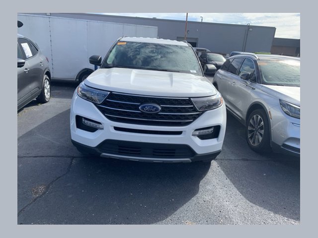 Used 2024 Ford Explorer XLT w/ Equipment Group 202A