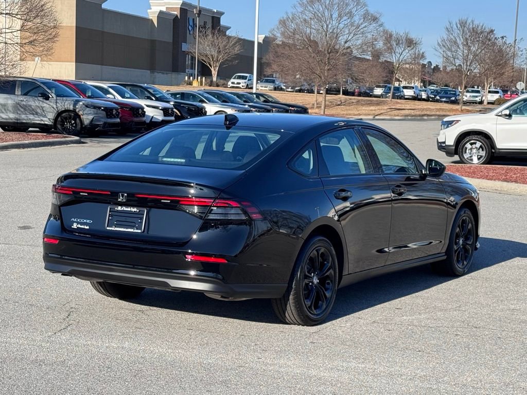 New 2025 Honda Accord SE image 22
