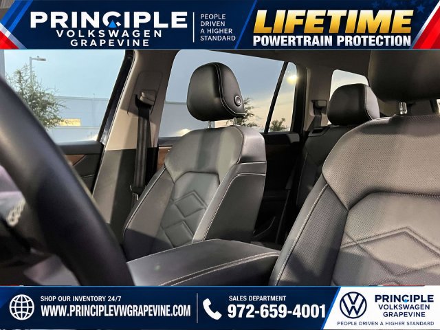 Used 2024 Volkswagen Atlas SE FWD image 12