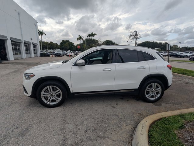 Used 2023 Mercedes-Benz GLA 250 4MATIC video 3
