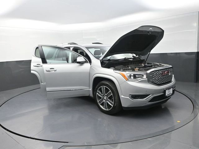 Used 2017 GMC Acadia Denali image 29