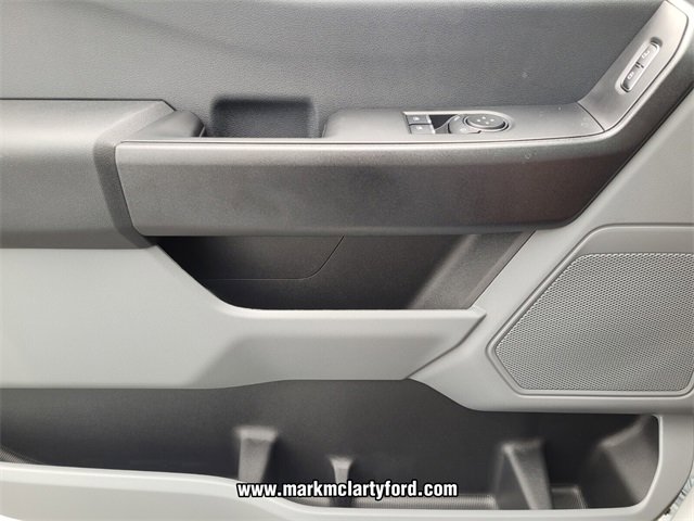 New 2026 Ford F250 XL w/ XL Chrome Package image 17