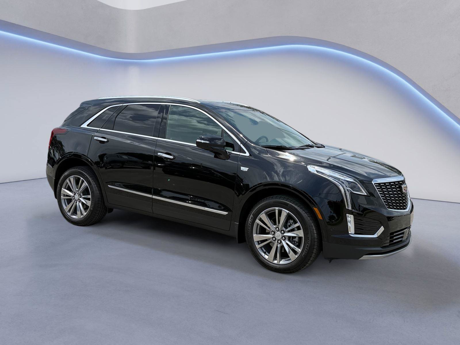 New 2026 Cadillac XT5 Premium Luxury w/ Driver Assist Package AWD/4WD image 1