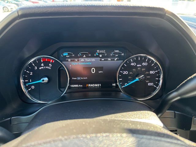 Used 2018 Ford F350 Platinum w/ Platinum Ultimate Package AWD/4WD image 27