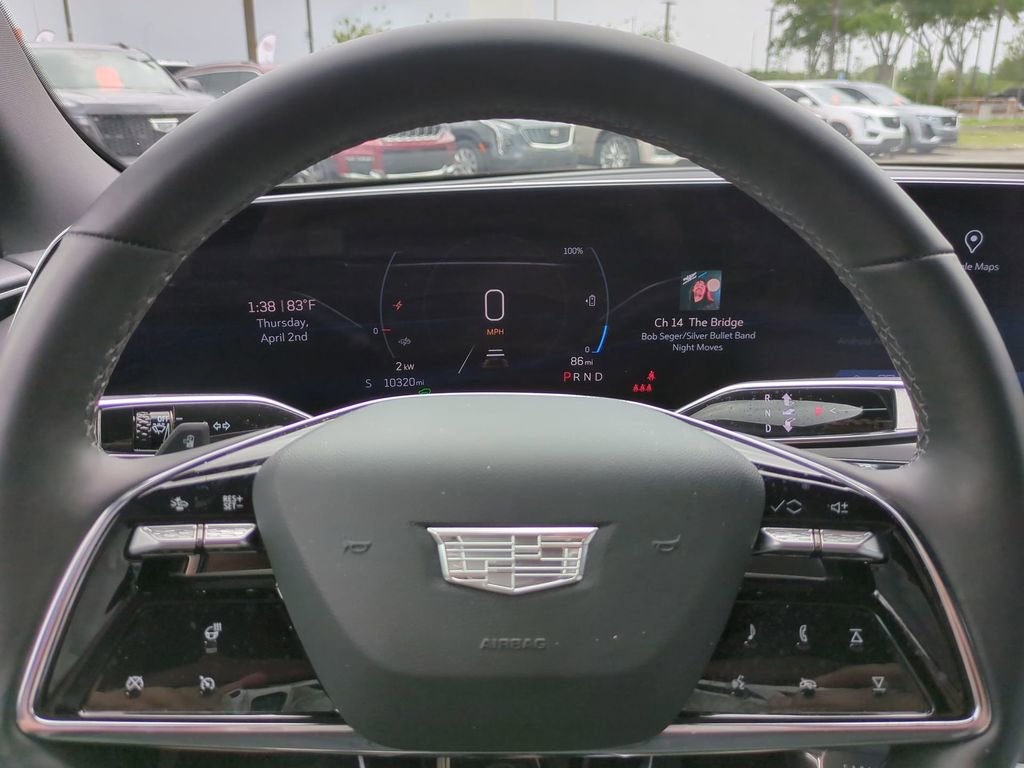 Used 2024 Cadillac Lyriq Luxury AWD/4WD image 27