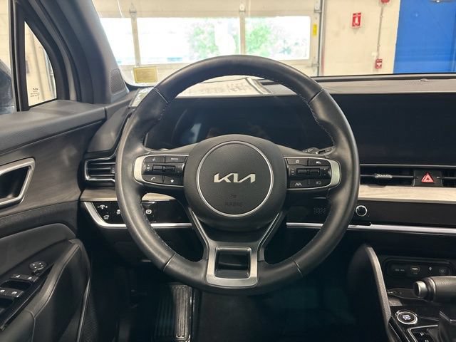 Used 2025 Kia Sportage X-Line w/ Premium Package AWD/4WD image 14