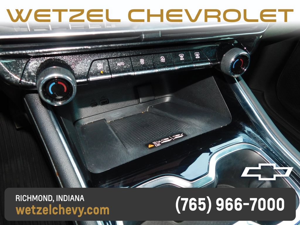 Used 2025 Chevrolet Traverse Z71 w/ Driver Confidence Package AWD/4WD image 44