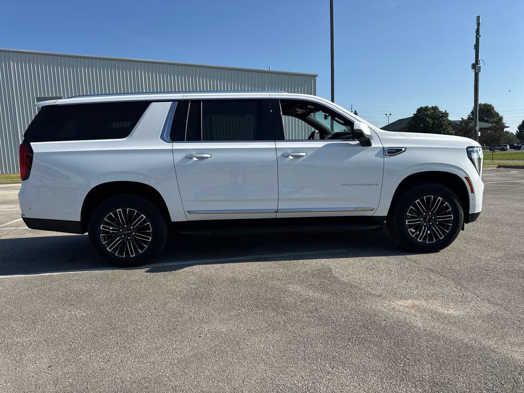 New 2026 GMC Yukon XL Elevation AWD/4WD image 7