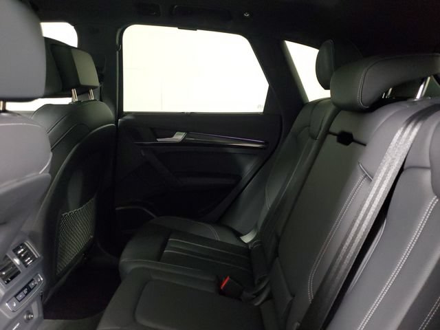 Used 2023 Audi SQ5 Prestige AWD/4WD image 8