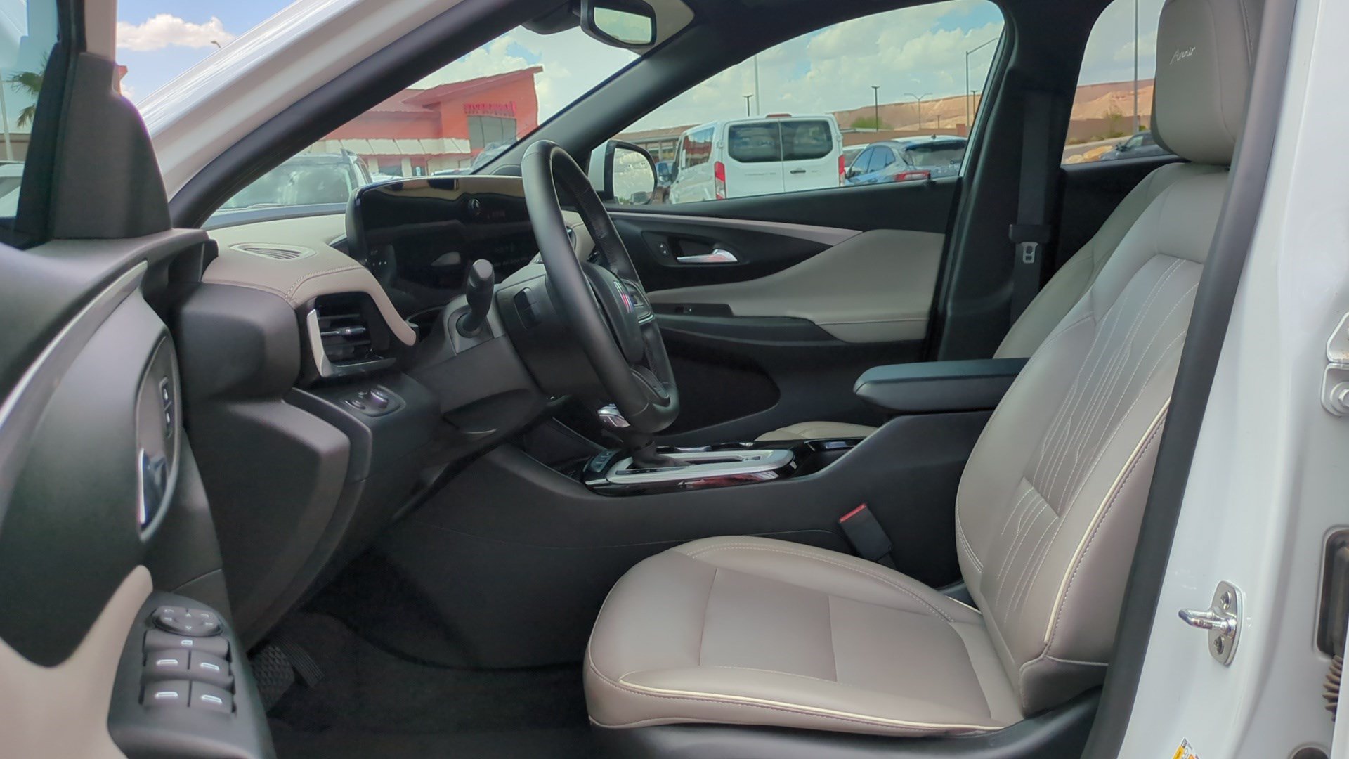 Used 2025 Buick Envista Avenir FWD image 14
